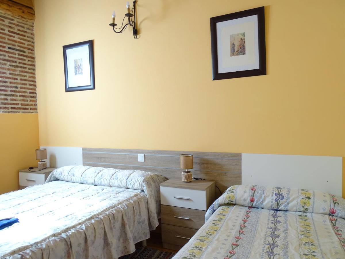 Hostal Camino Del Cid Huerta Del Rey Экстерьер фото