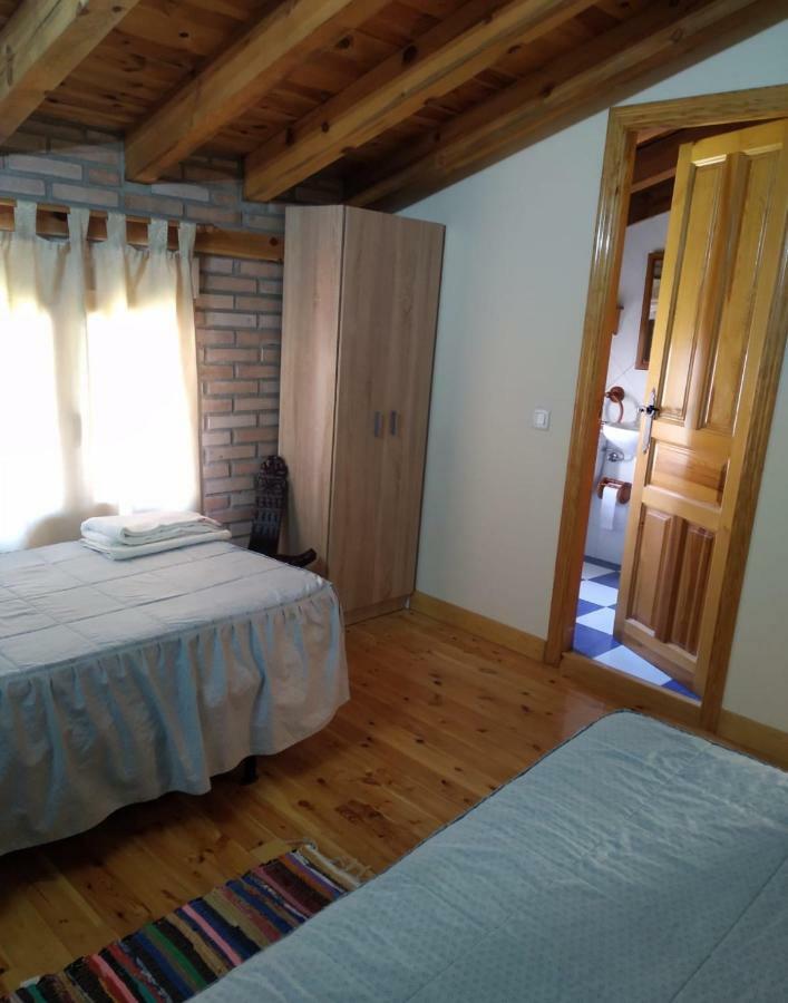 Hostal Camino Del Cid Huerta Del Rey Экстерьер фото